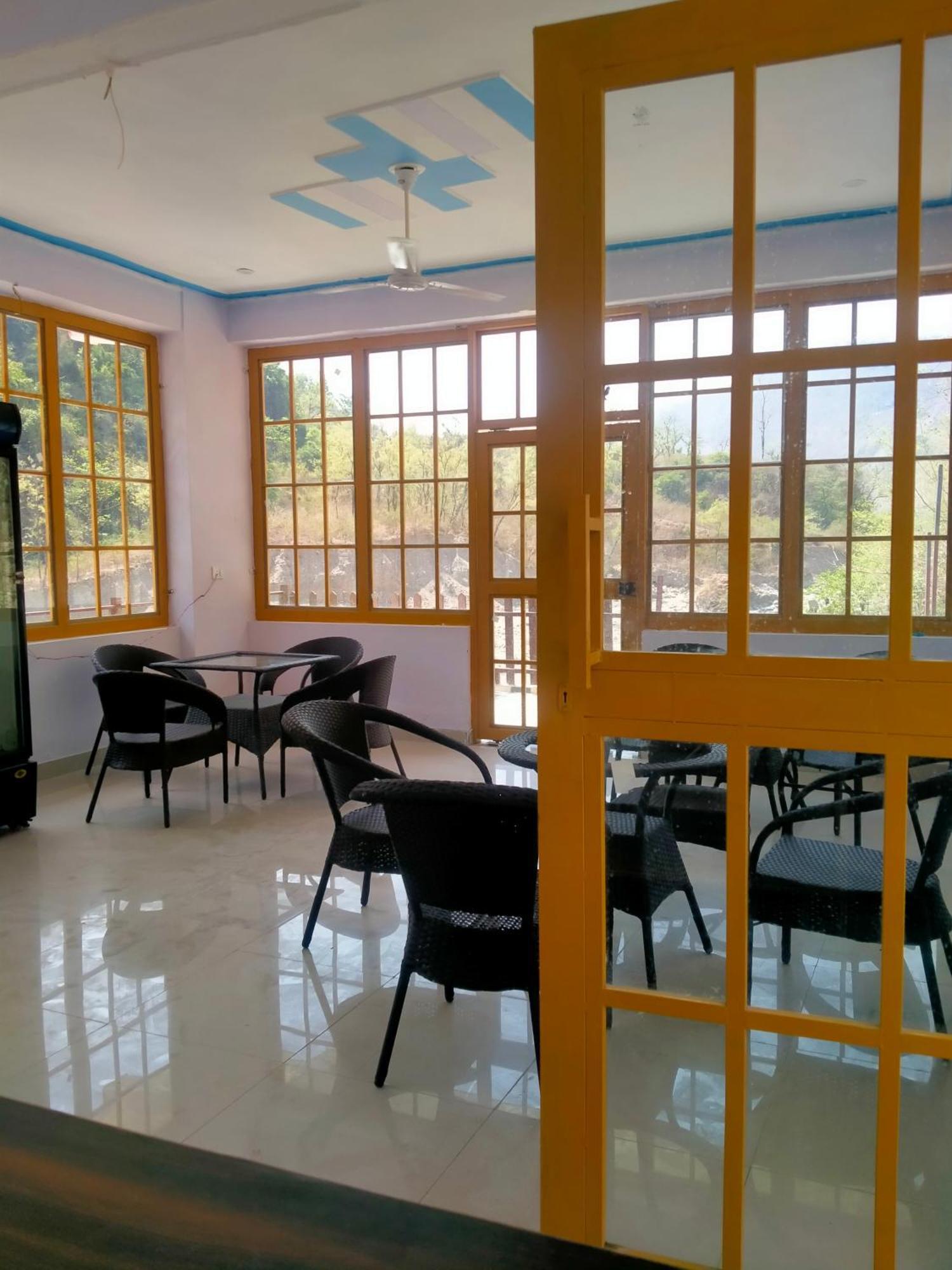 Manbhawan River Resort Kokhliyal Gaon Exterior foto